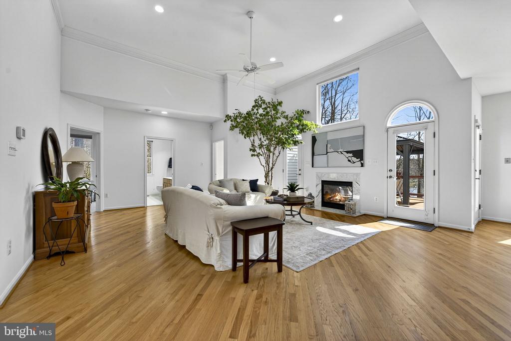 16199 COVEY CIR, AMISSVILLE, Virginia 20106, 4 Bedrooms Bedrooms, ,4 BathroomsBathrooms,Residential,16199 COVEY CIR,VACU2013100 MLS # VACU2013100