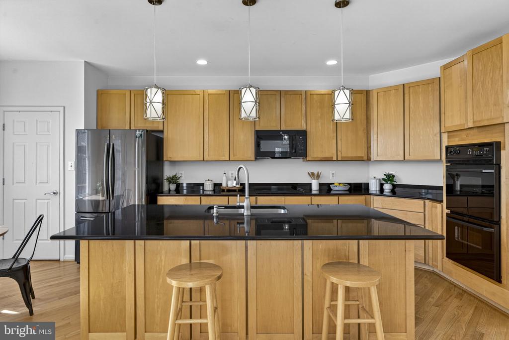 16199 COVEY CIR, AMISSVILLE, Virginia 20106, 4 Bedrooms Bedrooms, ,4 BathroomsBathrooms,Residential,16199 COVEY CIR,VACU2013100 MLS # VACU2013100