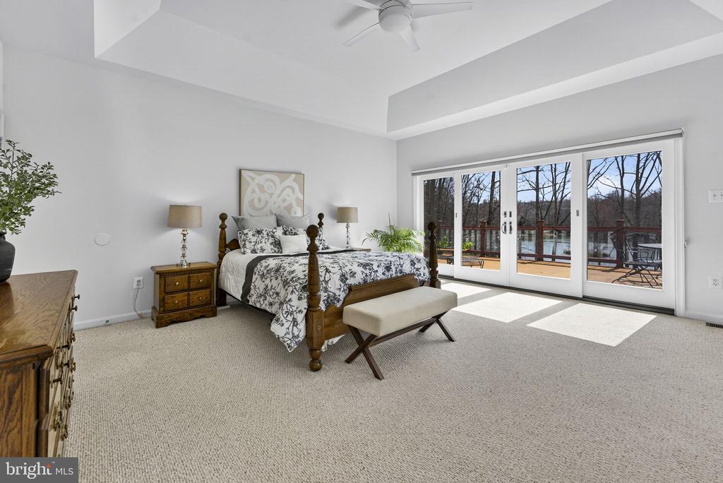 16199 COVEY CIR, AMISSVILLE, Virginia 20106, 4 Bedrooms Bedrooms, ,4 BathroomsBathrooms,Residential,16199 COVEY CIR,VACU2013100 MLS # VACU2013100