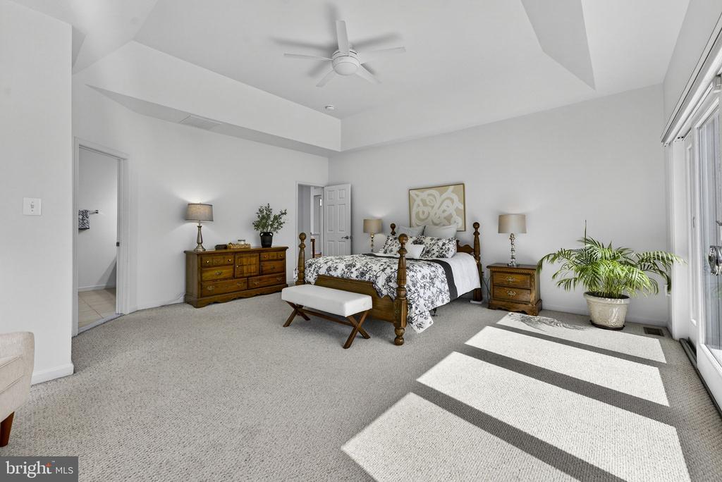 16199 COVEY CIR, AMISSVILLE, Virginia 20106, 4 Bedrooms Bedrooms, ,4 BathroomsBathrooms,Residential,16199 COVEY CIR,VACU2013100 MLS # VACU2013100