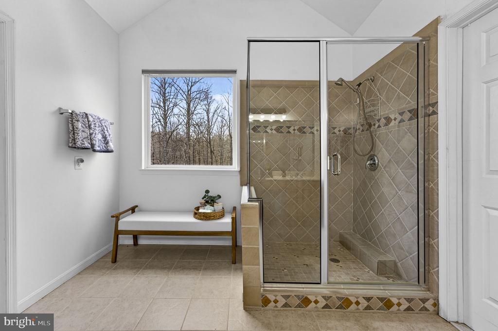 16199 COVEY CIR, AMISSVILLE, Virginia 20106, 4 Bedrooms Bedrooms, ,4 BathroomsBathrooms,Residential,16199 COVEY CIR,VACU2013100 MLS # VACU2013100