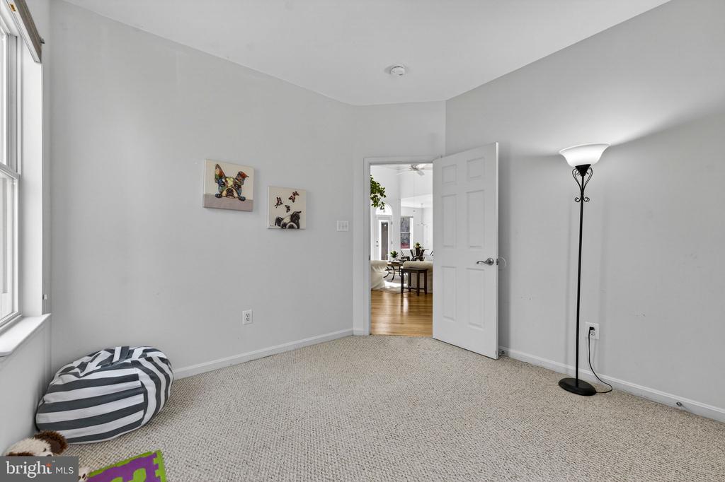 16199 COVEY CIR, AMISSVILLE, Virginia 20106, 4 Bedrooms Bedrooms, ,4 BathroomsBathrooms,Residential,16199 COVEY CIR,VACU2013100 MLS # VACU2013100