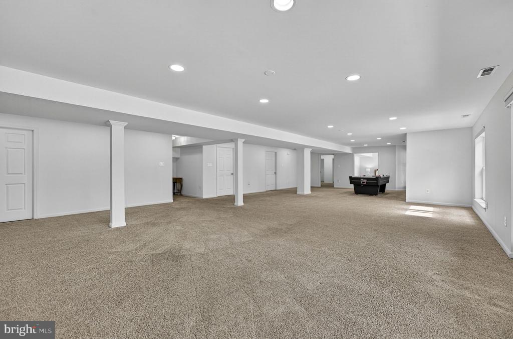 16199 COVEY CIR, AMISSVILLE, Virginia 20106, 4 Bedrooms Bedrooms, ,4 BathroomsBathrooms,Residential,16199 COVEY CIR,VACU2013100 MLS # VACU2013100