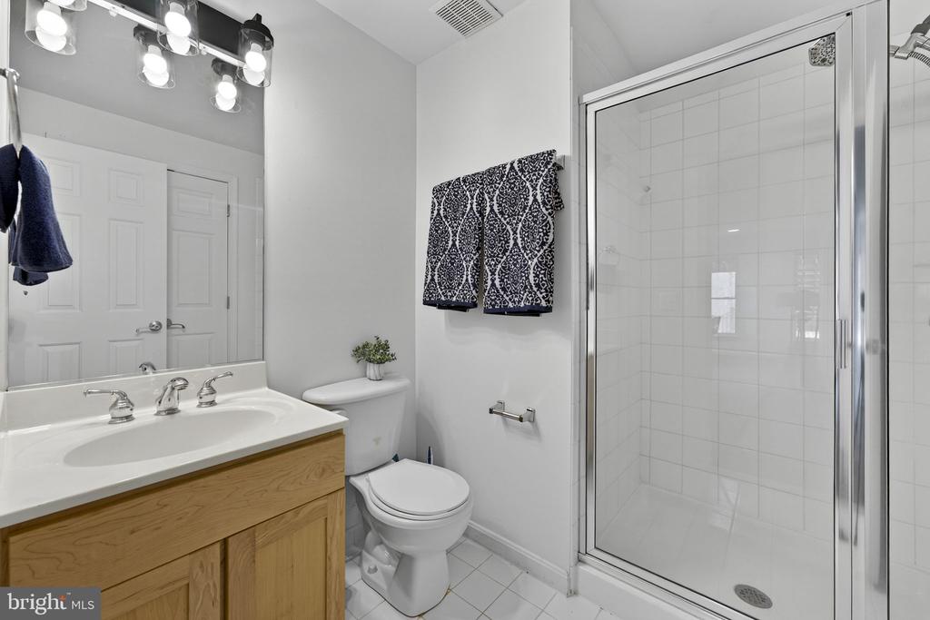 16199 COVEY CIR, AMISSVILLE, Virginia 20106, 4 Bedrooms Bedrooms, ,4 BathroomsBathrooms,Residential,16199 COVEY CIR,VACU2013100 MLS # VACU2013100