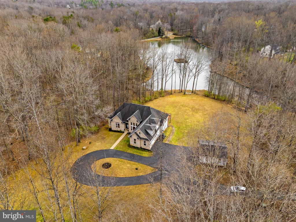 16199 COVEY CIR, AMISSVILLE, Virginia 20106, 4 Bedrooms Bedrooms, ,4 BathroomsBathrooms,Residential,16199 COVEY CIR,VACU2013100 MLS # VACU2013100