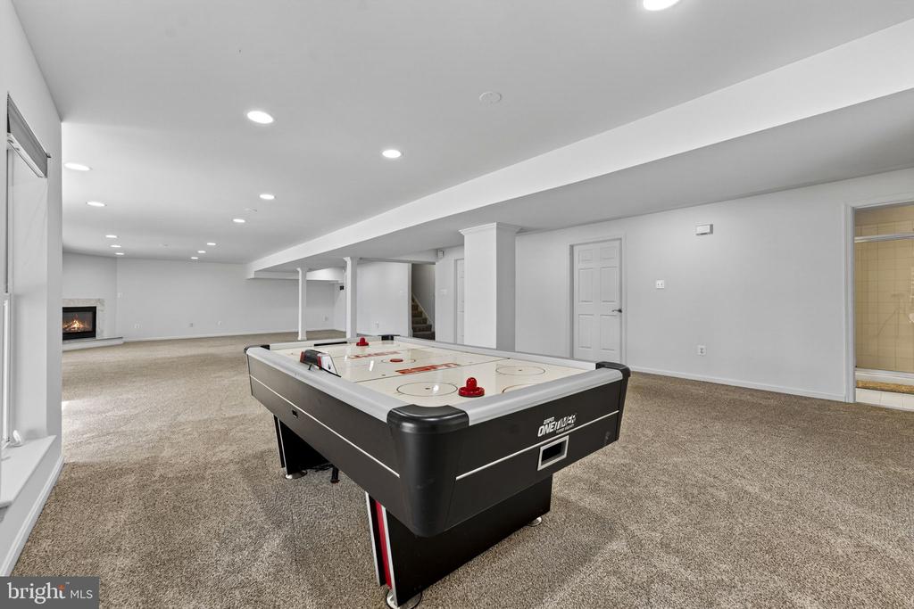 16199 COVEY CIR, AMISSVILLE, Virginia 20106, 4 Bedrooms Bedrooms, ,4 BathroomsBathrooms,Residential,16199 COVEY CIR,VACU2013100 MLS # VACU2013100