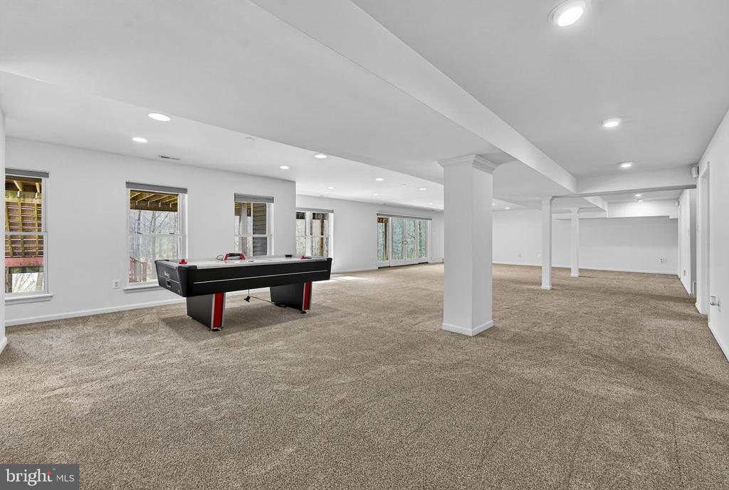 16199 COVEY CIR, AMISSVILLE, Virginia 20106, 4 Bedrooms Bedrooms, ,4 BathroomsBathrooms,Residential,16199 COVEY CIR,VACU2013100 MLS # VACU2013100