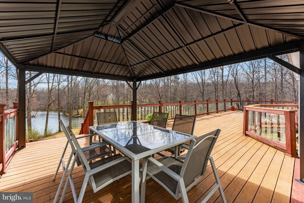 16199 COVEY CIR, AMISSVILLE, Virginia 20106, 4 Bedrooms Bedrooms, ,4 BathroomsBathrooms,Residential,16199 COVEY CIR,VACU2013100 MLS # VACU2013100