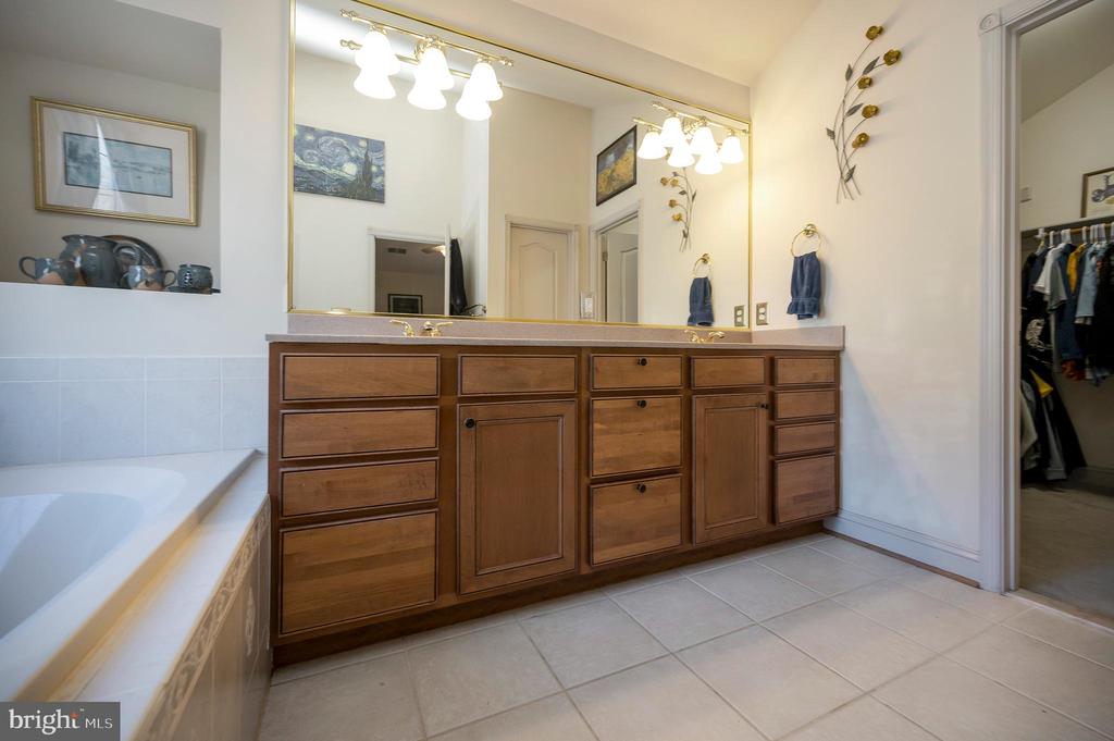 408 LIBERTY BLVD, LOCUST GROVE, Virginia 22508, 3 Bedrooms Bedrooms, ,2 BathroomsBathrooms,Residential,408 LIBERTY BLVD,VAOR2013642 MLS # VAOR2013642