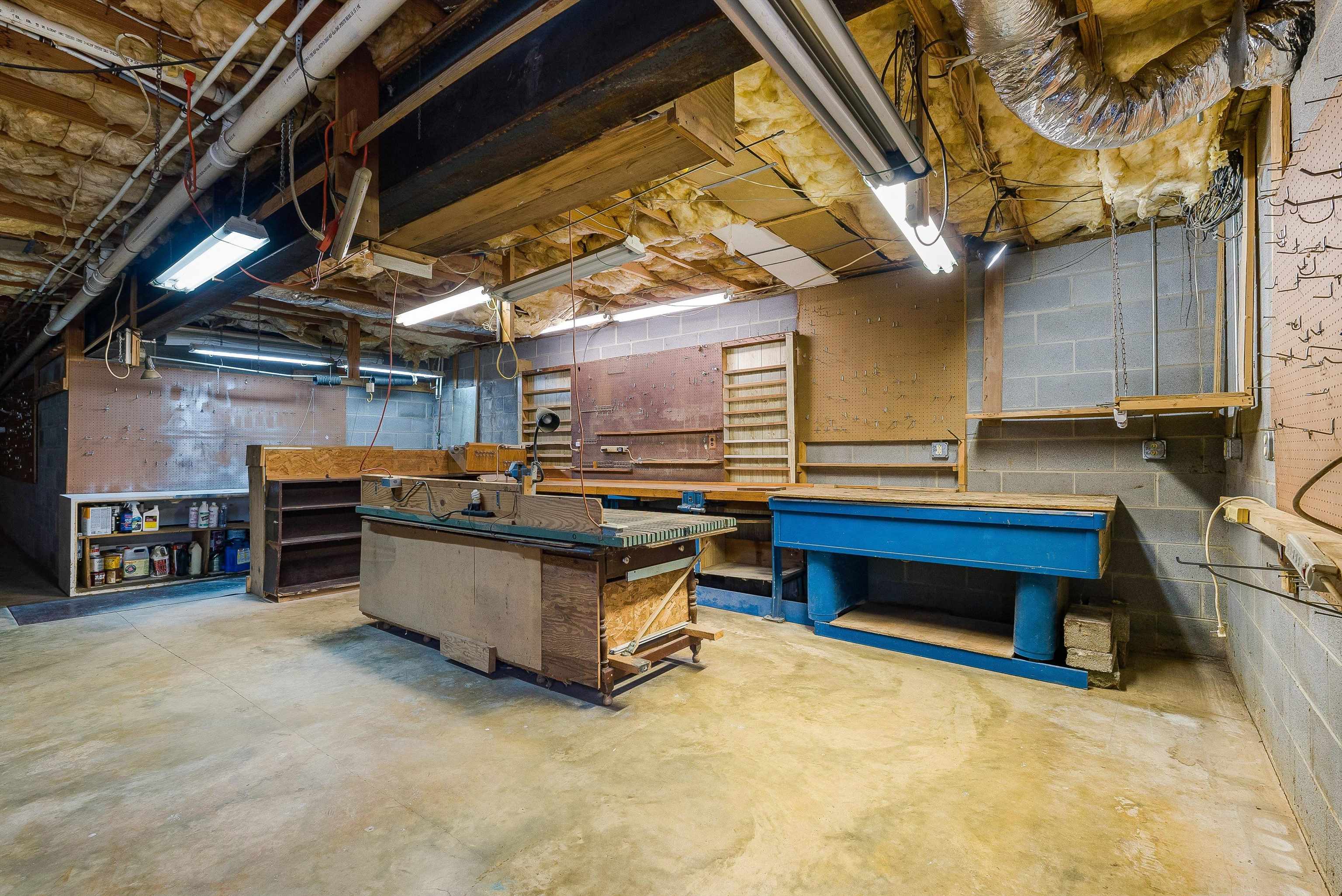 96 SHALOM RD, WAYNESBORO, Virginia 22980, 3 Bedrooms Bedrooms, ,2 BathroomsBathrooms,Residential,96 SHALOM RD,673188 MLS # 673188