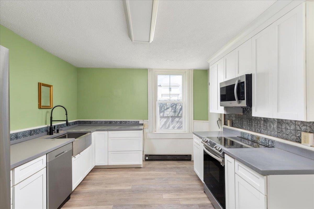 9400 S CONGRESS ST, NEW MARKET, Virginia 22844, 4 Bedrooms Bedrooms, ,2 BathroomsBathrooms,Residential,9400 S CONGRESS ST,674599 MLS # 674599