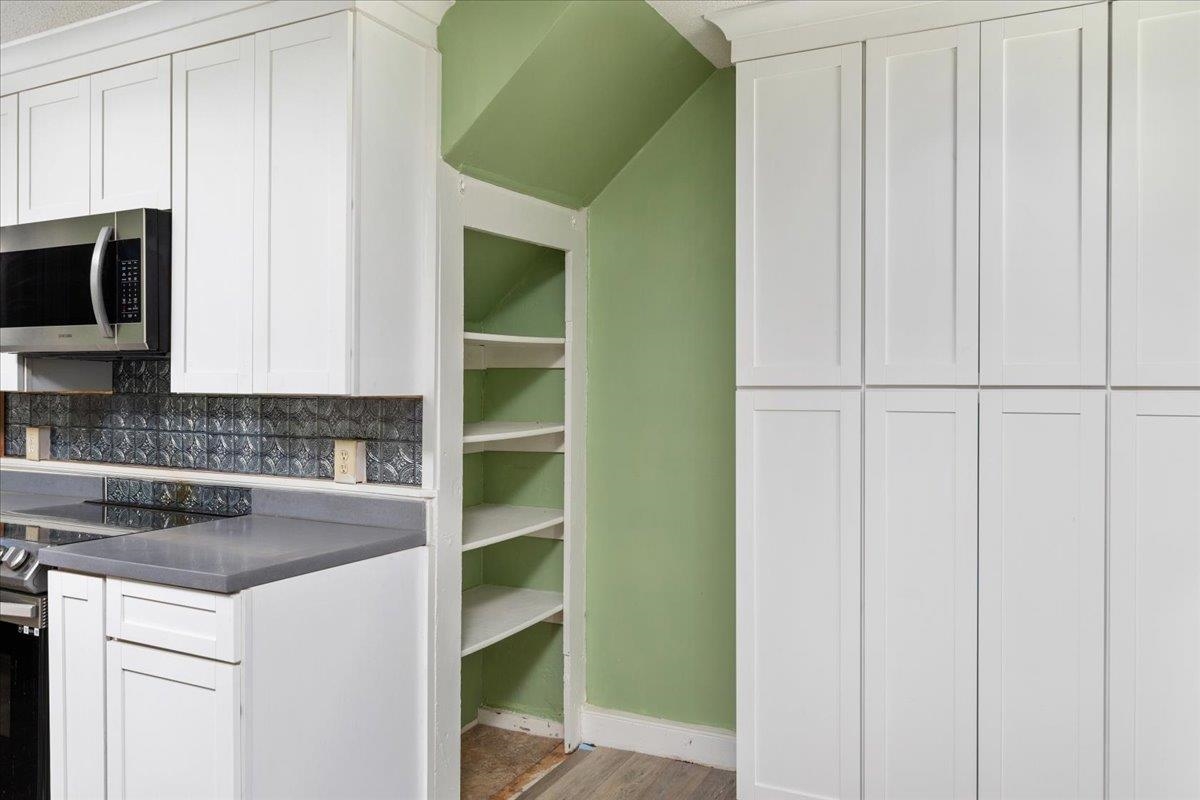 9400 S CONGRESS ST, NEW MARKET, Virginia 22844, 4 Bedrooms Bedrooms, ,2 BathroomsBathrooms,Residential,9400 S CONGRESS ST,674599 MLS # 674599