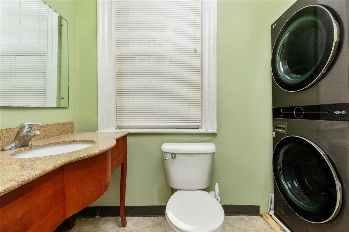 9400 S CONGRESS ST, NEW MARKET, Virginia 22844, 4 Bedrooms Bedrooms, ,2 BathroomsBathrooms,Residential,9400 S CONGRESS ST,674599 MLS # 674599