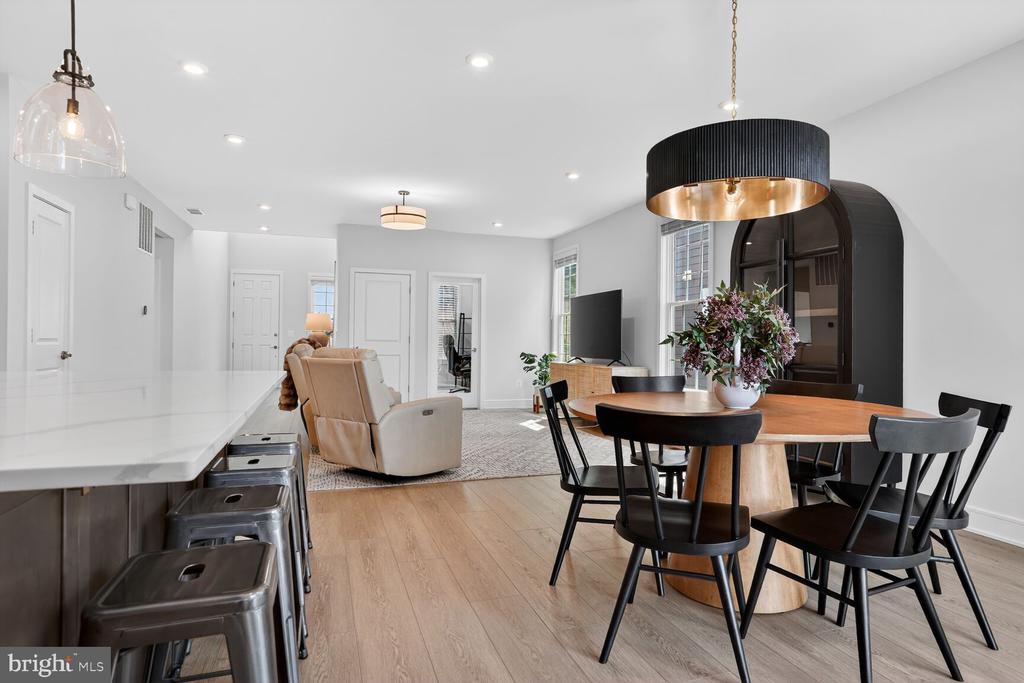 6053 COBBLESTONE CT, MARSHALL, Virginia, 5 Bedrooms Bedrooms, ,4 BathroomsBathrooms,Residential,6053 COBBLESTONE CT,VAFQ2020970 MLS # VAFQ2020970