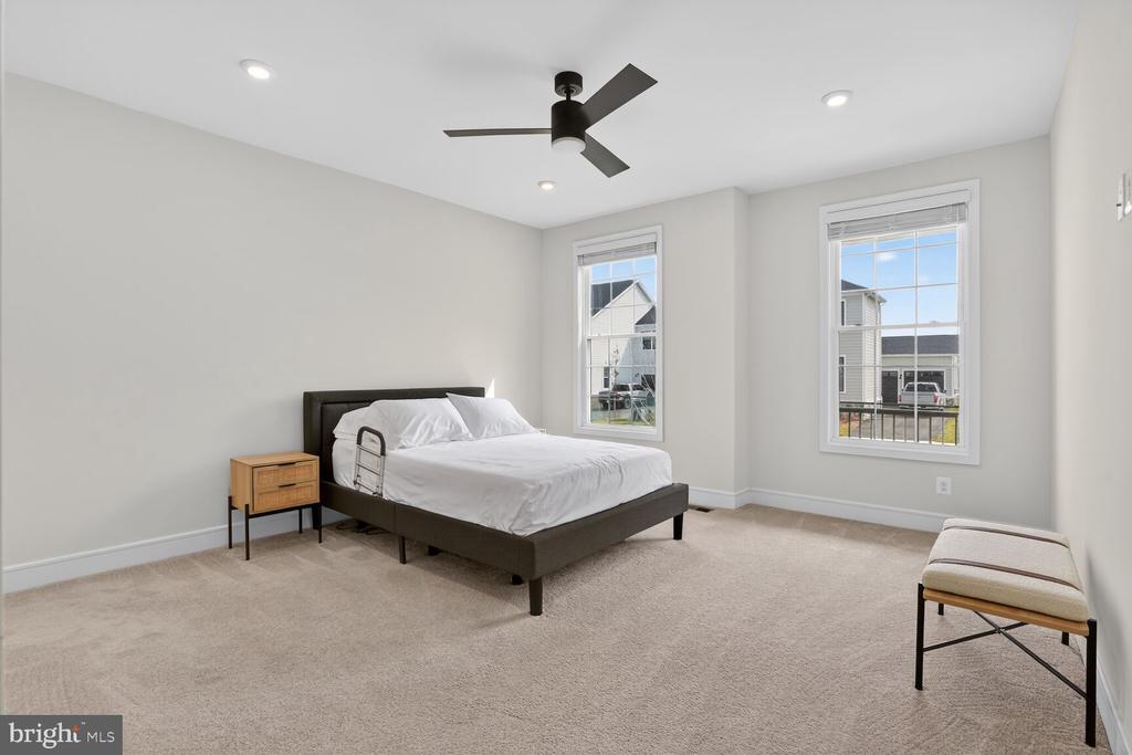 6053 COBBLESTONE CT, MARSHALL, Virginia, 5 Bedrooms Bedrooms, ,4 BathroomsBathrooms,Residential,6053 COBBLESTONE CT,VAFQ2020970 MLS # VAFQ2020970