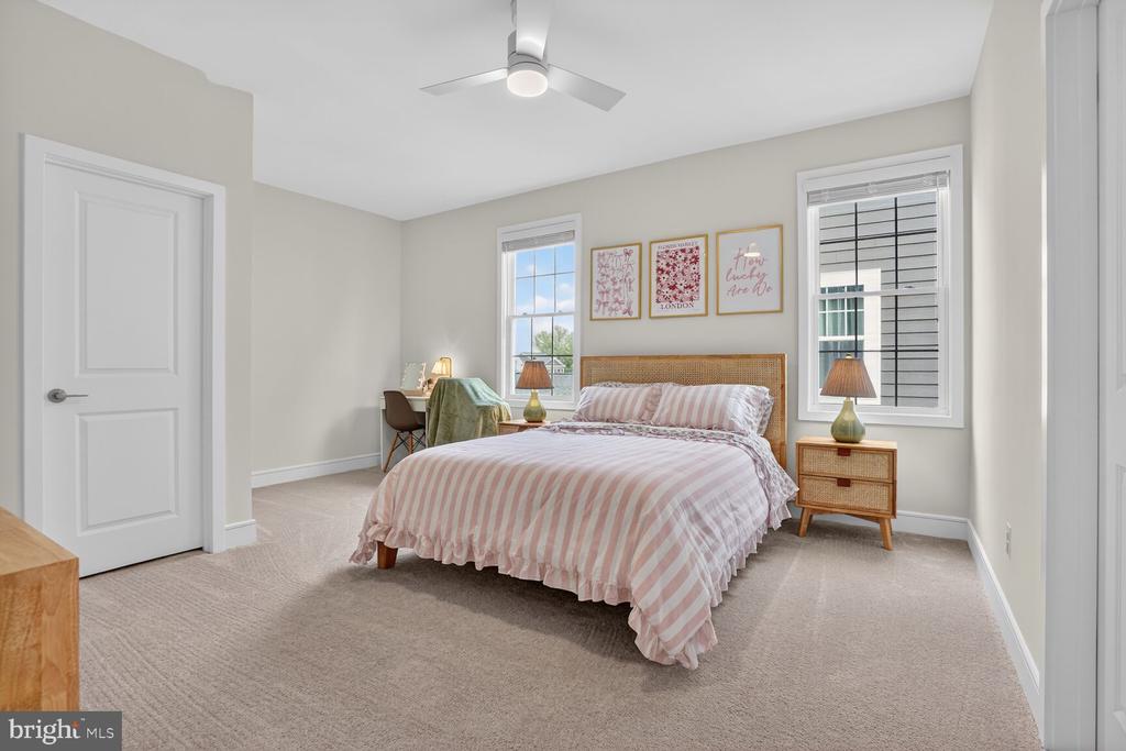 6053 COBBLESTONE CT, MARSHALL, Virginia, 5 Bedrooms Bedrooms, ,4 BathroomsBathrooms,Residential,6053 COBBLESTONE CT,VAFQ2020970 MLS # VAFQ2020970