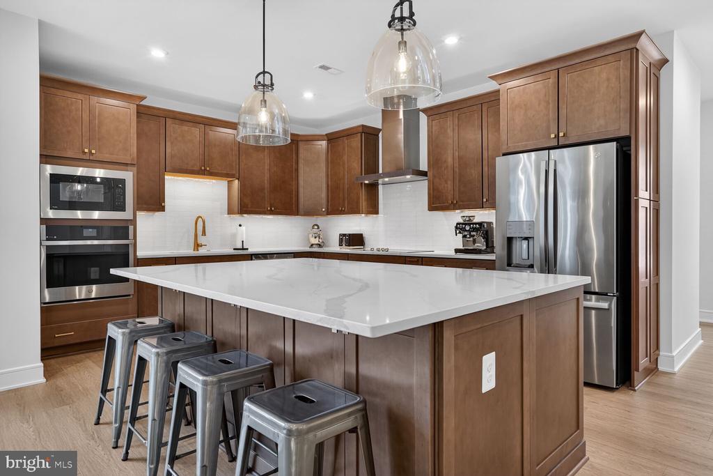 6053 COBBLESTONE CT, MARSHALL, Virginia, 5 Bedrooms Bedrooms, ,4 BathroomsBathrooms,Residential,6053 COBBLESTONE CT,VAFQ2020970 MLS # VAFQ2020970