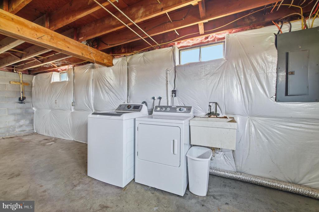 856 LEAKSVILLE RD, LURAY, Virginia 22835, 3 Bedrooms Bedrooms, ,1 BathroomBathrooms,Residential,856 LEAKSVILLE RD,VAPA2006190 MLS # VAPA2006190 856 LEAKSVILLE RD, LURAY, Virginia 22835, 3 Bedrooms Bedrooms, ,1 BathroomBathrooms,Residential,856 LEAKSVILLE RD,VAPA2006190 MLS # VAPA2006190