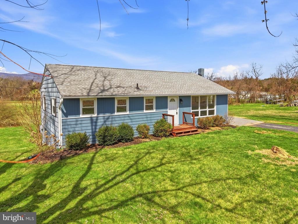 856 LEAKSVILLE RD, LURAY, Virginia 22835, 3 Bedrooms Bedrooms, ,1 BathroomBathrooms,Residential,856 LEAKSVILLE RD,VAPA2006190 MLS # VAPA2006190 856 LEAKSVILLE RD, LURAY, Virginia 22835, 3 Bedrooms Bedrooms, ,1 BathroomBathrooms,Residential,856 LEAKSVILLE RD,VAPA2006190 MLS # VAPA2006190