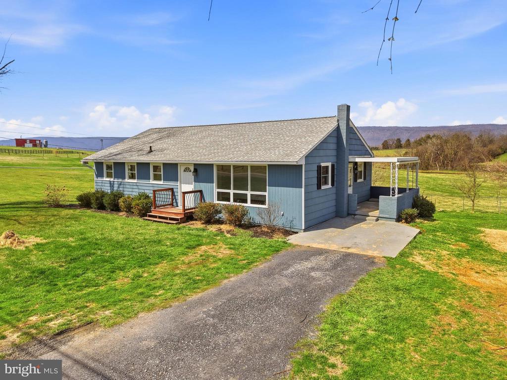 856 LEAKSVILLE RD, LURAY, Virginia 22835, 3 Bedrooms Bedrooms, ,1 BathroomBathrooms,Residential,856 LEAKSVILLE RD,VAPA2006190 MLS # VAPA2006190 856 LEAKSVILLE RD, LURAY, Virginia 22835, 3 Bedrooms Bedrooms, ,1 BathroomBathrooms,Residential,856 LEAKSVILLE RD,VAPA2006190 MLS # VAPA2006190