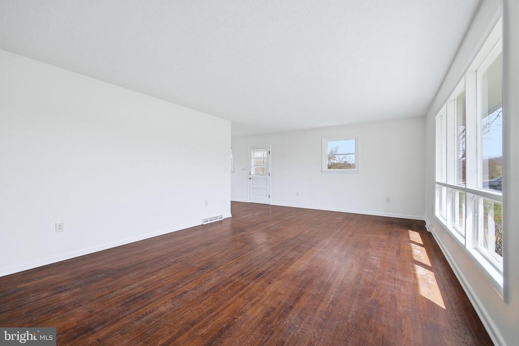 856 LEAKSVILLE RD, LURAY, Virginia 22835, 3 Bedrooms Bedrooms, ,1 BathroomBathrooms,Residential,856 LEAKSVILLE RD,VAPA2006190 MLS # VAPA2006190 856 LEAKSVILLE RD, LURAY, Virginia 22835, 3 Bedrooms Bedrooms, ,1 BathroomBathrooms,Residential,856 LEAKSVILLE RD,VAPA2006190 MLS # VAPA2006190