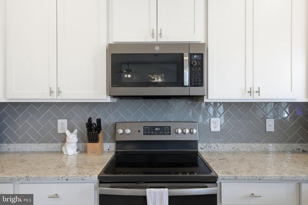 7808 FRYTOWN RD, WARRENTON, Virginia, 3 Bedrooms Bedrooms, ,3 BathroomsBathrooms,Residential,7808 FRYTOWN RD,VAFQ2021022 MLS # VAFQ2021022