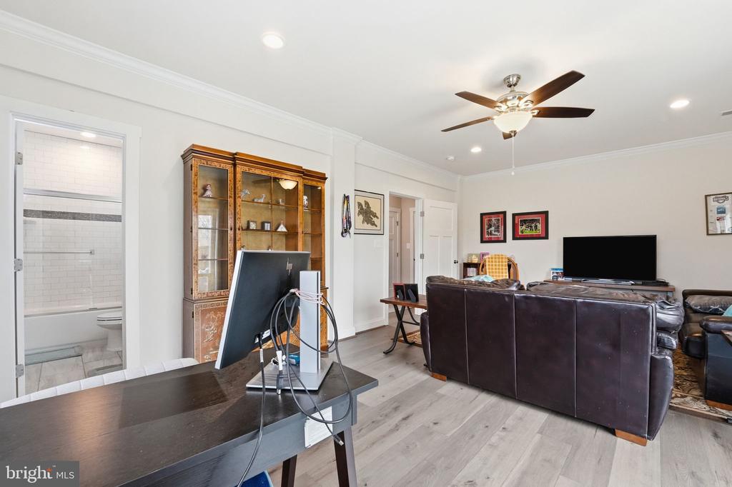 7808 FRYTOWN RD, WARRENTON, Virginia, 3 Bedrooms Bedrooms, ,3 BathroomsBathrooms,Residential,7808 FRYTOWN RD,VAFQ2021022 MLS # VAFQ2021022