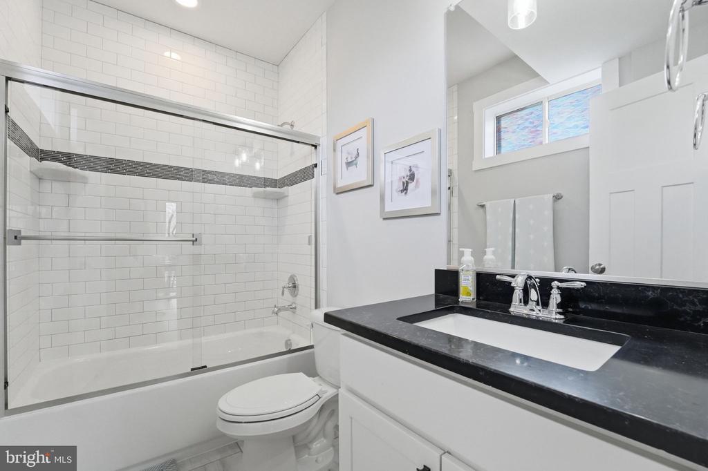 7808 FRYTOWN RD, WARRENTON, Virginia, 3 Bedrooms Bedrooms, ,3 BathroomsBathrooms,Residential,7808 FRYTOWN RD,VAFQ2021022 MLS # VAFQ2021022