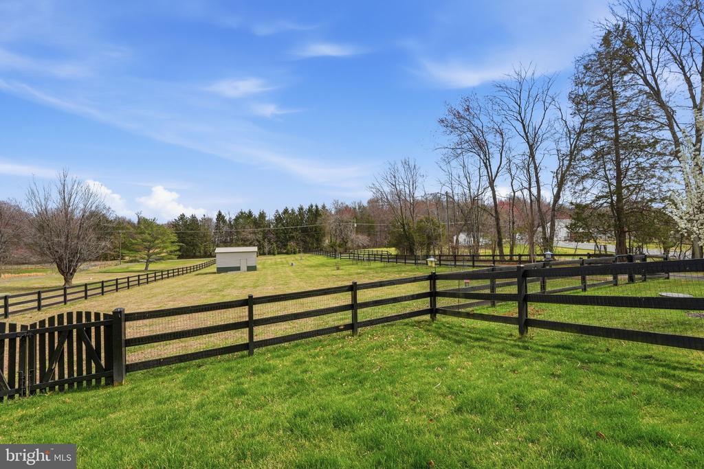 7808 FRYTOWN RD, WARRENTON, Virginia, 3 Bedrooms Bedrooms, ,3 BathroomsBathrooms,Residential,7808 FRYTOWN RD,VAFQ2021022 MLS # VAFQ2021022