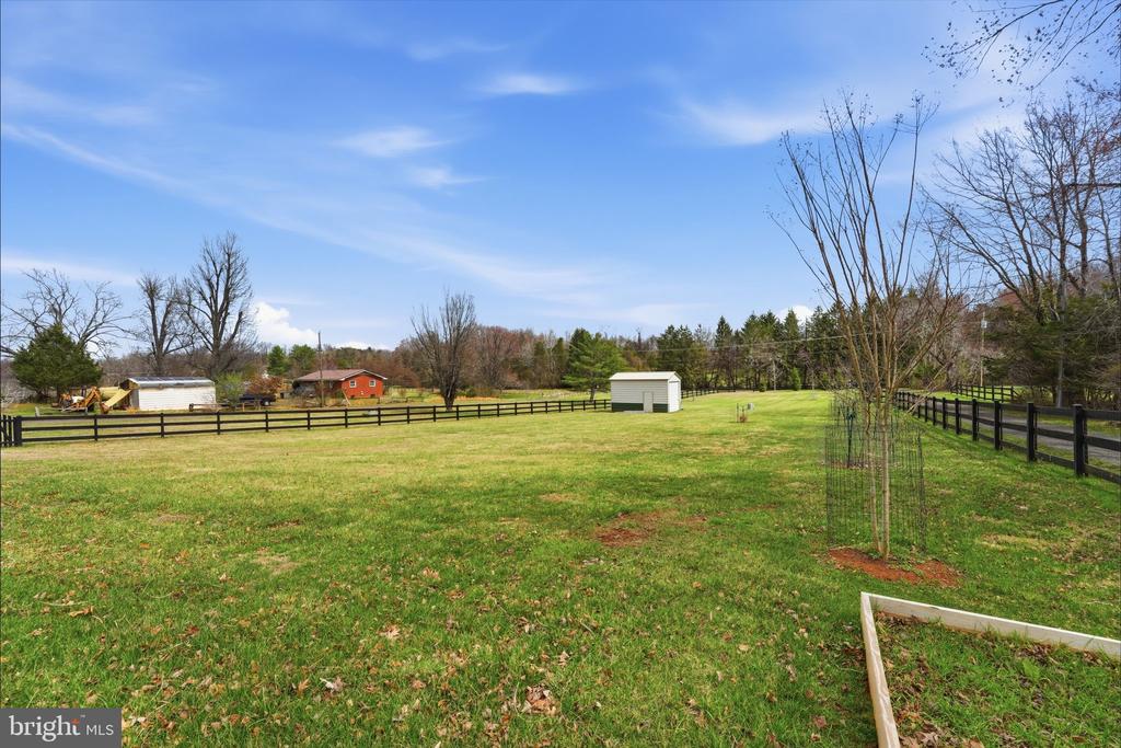 7808 FRYTOWN RD, WARRENTON, Virginia, 3 Bedrooms Bedrooms, ,3 BathroomsBathrooms,Residential,7808 FRYTOWN RD,VAFQ2021022 MLS # VAFQ2021022