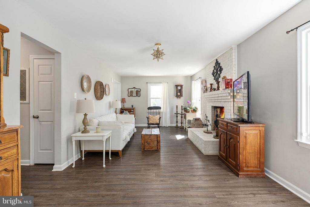 4008 BLAKE DR, FREDERICKSBURG, Virginia 22407, 3 Bedrooms Bedrooms, ,3 BathroomsBathrooms,Residential,4008 BLAKE DR,VASP2040296 MLS # VASP2040296