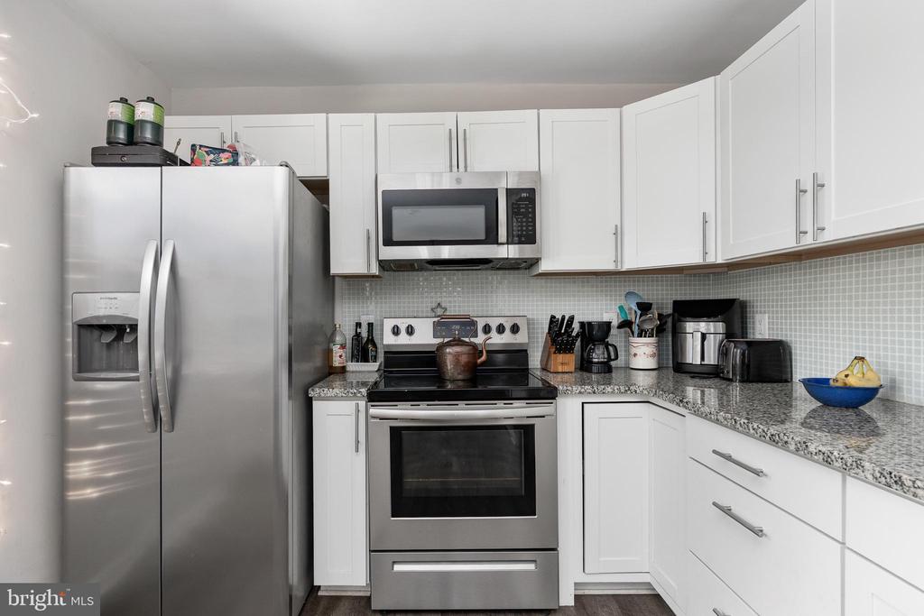 4008 BLAKE DR, FREDERICKSBURG, Virginia 22407, 3 Bedrooms Bedrooms, ,3 BathroomsBathrooms,Residential,4008 BLAKE DR,VASP2040296 MLS # VASP2040296