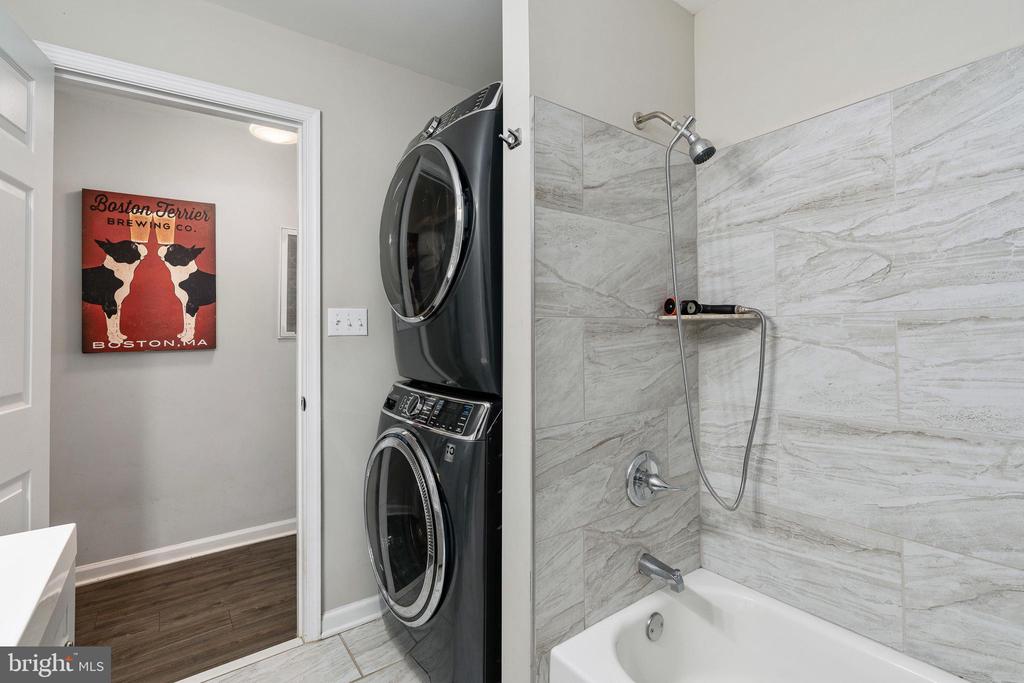 4008 BLAKE DR, FREDERICKSBURG, Virginia 22407, 3 Bedrooms Bedrooms, ,3 BathroomsBathrooms,Residential,4008 BLAKE DR,VASP2040296 MLS # VASP2040296