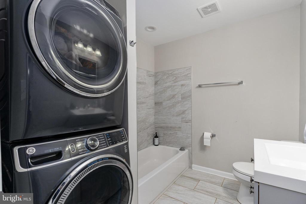 4008 BLAKE DR, FREDERICKSBURG, Virginia 22407, 3 Bedrooms Bedrooms, ,3 BathroomsBathrooms,Residential,4008 BLAKE DR,VASP2040296 MLS # VASP2040296