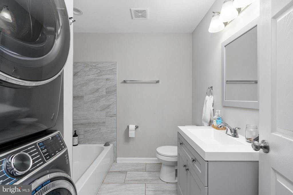 4008 BLAKE DR, FREDERICKSBURG, Virginia 22407, 3 Bedrooms Bedrooms, ,3 BathroomsBathrooms,Residential,4008 BLAKE DR,VASP2040296 MLS # VASP2040296