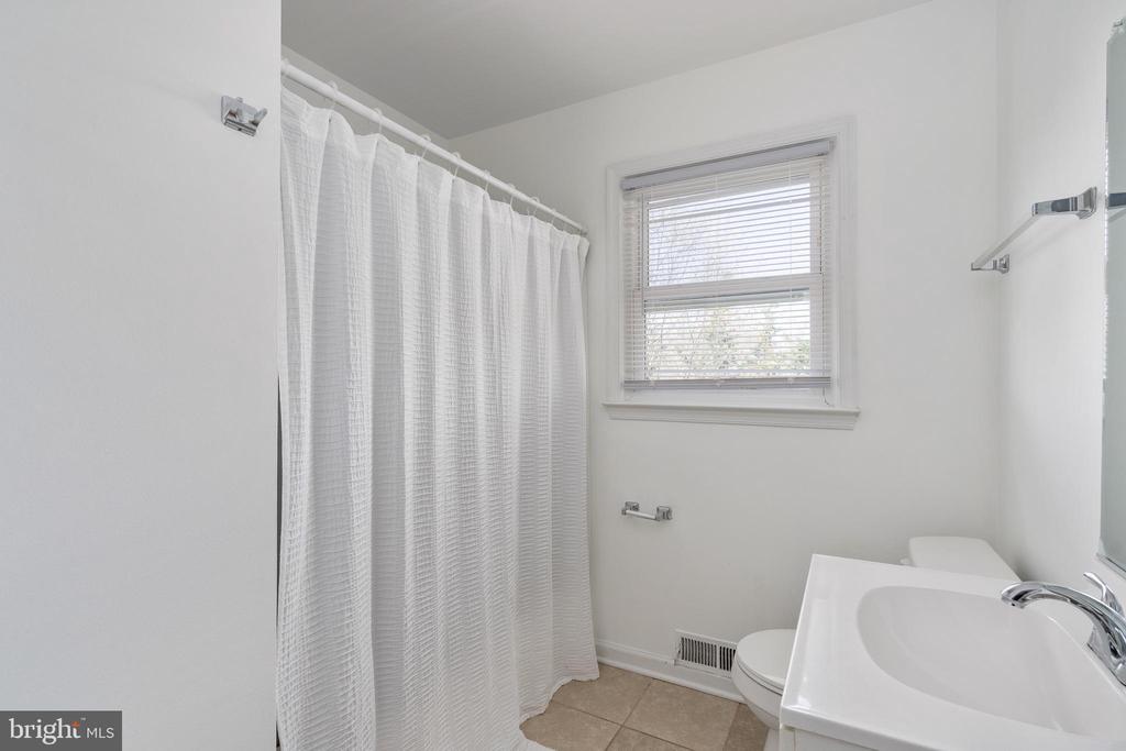 4008 BLAKE DR, FREDERICKSBURG, Virginia 22407, 3 Bedrooms Bedrooms, ,3 BathroomsBathrooms,Residential,4008 BLAKE DR,VASP2040296 MLS # VASP2040296