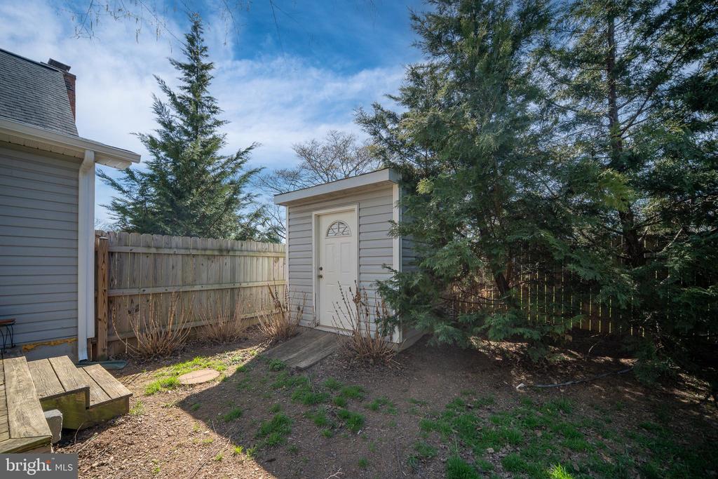 4008 BLAKE DR, FREDERICKSBURG, Virginia 22407, 3 Bedrooms Bedrooms, ,3 BathroomsBathrooms,Residential,4008 BLAKE DR,VASP2040296 MLS # VASP2040296