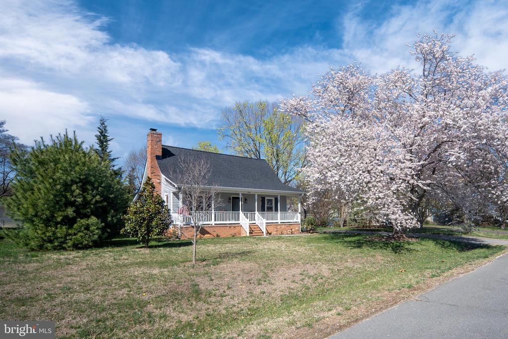 4008 BLAKE DR, FREDERICKSBURG, Virginia 22407, 3 Bedrooms Bedrooms, ,3 BathroomsBathrooms,Residential,4008 BLAKE DR,VASP2040296 MLS # VASP2040296