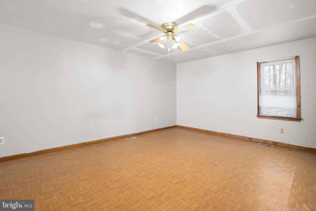 1105 LAKEVIEW PKWY, LOCUST GROVE, Virginia 22508, 2 Bedrooms Bedrooms, ,2 BathroomsBathrooms,Residential,1105 LAKEVIEW PKWY,VAOR2013658 MLS # VAOR2013658 1105 LAKEVIEW PKWY, LOCUST GROVE, Virginia 22508, 2 Bedrooms Bedrooms, ,2 BathroomsBathrooms,Residential,1105 LAKEVIEW PKWY,VAOR2013658 MLS # VAOR2013658