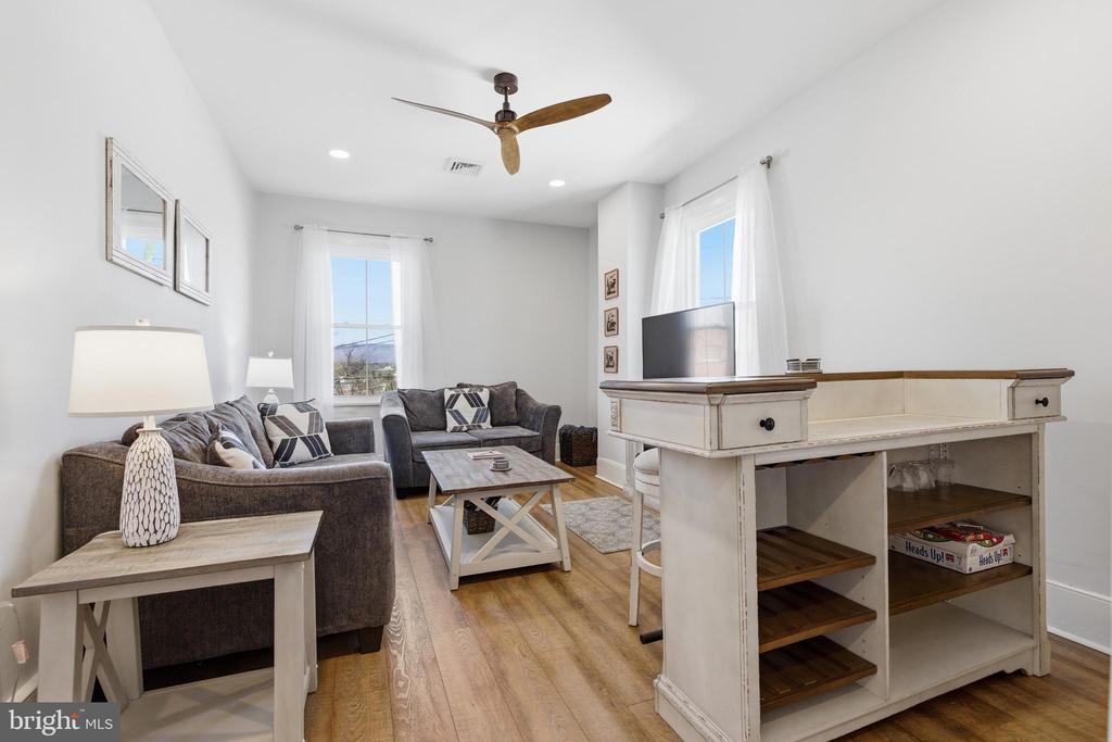 10 N DEFORD AVE, LURAY, Virginia 22835, 5 Bedrooms Bedrooms, ,2 BathroomsBathrooms,Residential,10 N DEFORD AVE,VAPA2006166 MLS # VAPA2006166 10 N DEFORD AVE, LURAY, Virginia 22835, 5 Bedrooms Bedrooms, ,2 BathroomsBathrooms,Residential,10 N DEFORD AVE,VAPA2006166 MLS # VAPA2006166