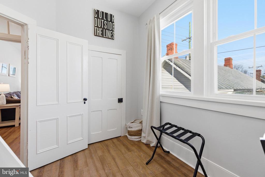 10 N DEFORD AVE, LURAY, Virginia 22835, 5 Bedrooms Bedrooms, ,2 BathroomsBathrooms,Residential,10 N DEFORD AVE,VAPA2006166 MLS # VAPA2006166 10 N DEFORD AVE, LURAY, Virginia 22835, 5 Bedrooms Bedrooms, ,2 BathroomsBathrooms,Residential,10 N DEFORD AVE,VAPA2006166 MLS # VAPA2006166