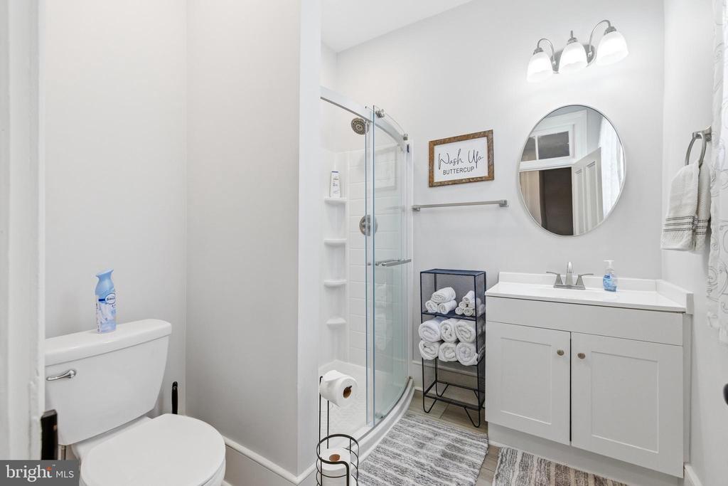 10 N DEFORD AVE, LURAY, Virginia 22835, 5 Bedrooms Bedrooms, ,2 BathroomsBathrooms,Residential,10 N DEFORD AVE,VAPA2006166 MLS # VAPA2006166 10 N DEFORD AVE, LURAY, Virginia 22835, 5 Bedrooms Bedrooms, ,2 BathroomsBathrooms,Residential,10 N DEFORD AVE,VAPA2006166 MLS # VAPA2006166