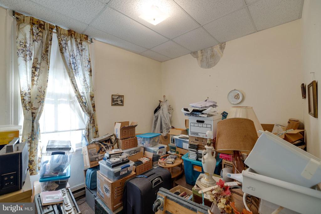 10 N DEFORD AVE, LURAY, Virginia 22835, 5 Bedrooms Bedrooms, ,2 BathroomsBathrooms,Residential,10 N DEFORD AVE,VAPA2006166 MLS # VAPA2006166 10 N DEFORD AVE, LURAY, Virginia 22835, 5 Bedrooms Bedrooms, ,2 BathroomsBathrooms,Residential,10 N DEFORD AVE,VAPA2006166 MLS # VAPA2006166