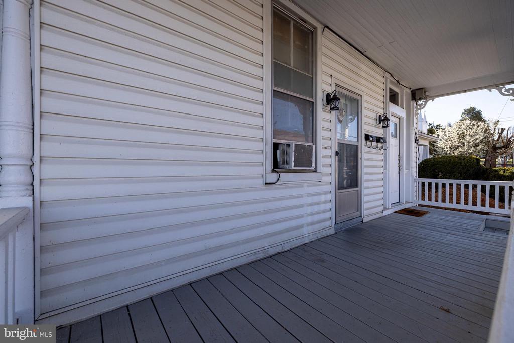 10 N DEFORD AVE, LURAY, Virginia 22835, 5 Bedrooms Bedrooms, ,2 BathroomsBathrooms,Residential,10 N DEFORD AVE,VAPA2006166 MLS # VAPA2006166 10 N DEFORD AVE, LURAY, Virginia 22835, 5 Bedrooms Bedrooms, ,2 BathroomsBathrooms,Residential,10 N DEFORD AVE,VAPA2006166 MLS # VAPA2006166