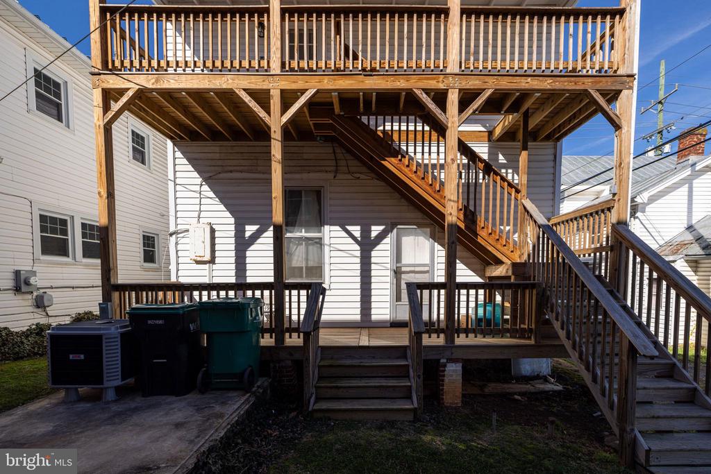 10 N DEFORD AVE, LURAY, Virginia 22835, 5 Bedrooms Bedrooms, ,2 BathroomsBathrooms,Residential,10 N DEFORD AVE,VAPA2006166 MLS # VAPA2006166 10 N DEFORD AVE, LURAY, Virginia 22835, 5 Bedrooms Bedrooms, ,2 BathroomsBathrooms,Residential,10 N DEFORD AVE,VAPA2006166 MLS # VAPA2006166