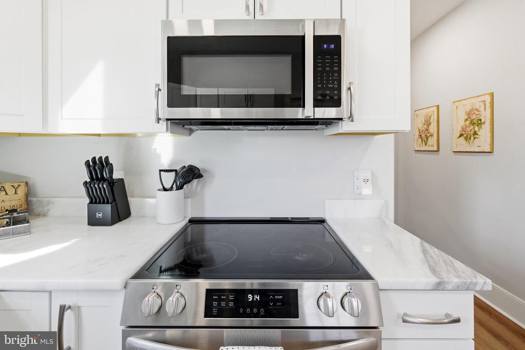 10 N DEFORD AVE, LURAY, Virginia 22835, 5 Bedrooms Bedrooms, ,2 BathroomsBathrooms,Residential,10 N DEFORD AVE,VAPA2006166 MLS # VAPA2006166 10 N DEFORD AVE, LURAY, Virginia 22835, 5 Bedrooms Bedrooms, ,2 BathroomsBathrooms,Residential,10 N DEFORD AVE,VAPA2006166 MLS # VAPA2006166