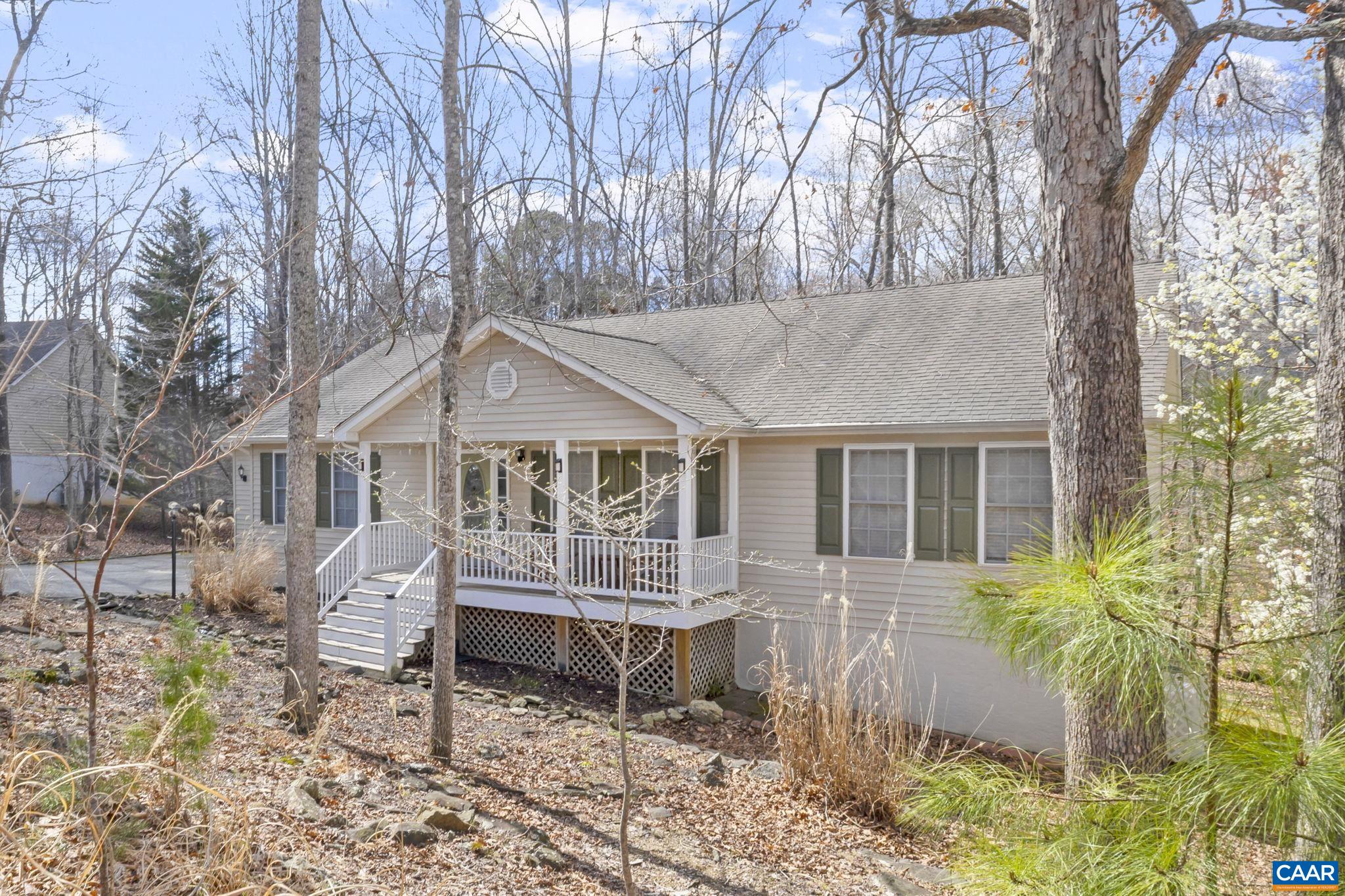 217 JEFFERSON DR, PALMYRA, Virginia 22963, 3 Bedrooms Bedrooms, ,2 BathroomsBathrooms,Residential,217 JEFFERSON DR,674685 MLS # 674685