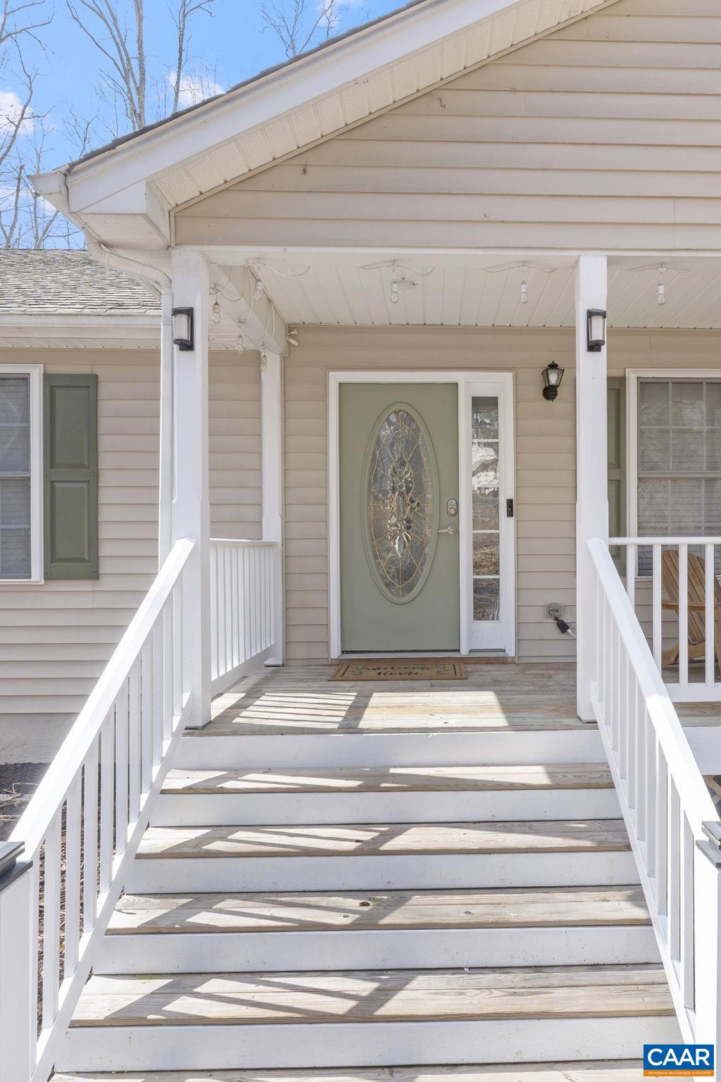 217 JEFFERSON DR, PALMYRA, Virginia 22963, 3 Bedrooms Bedrooms, ,2 BathroomsBathrooms,Residential,217 JEFFERSON DR,674685 MLS # 674685