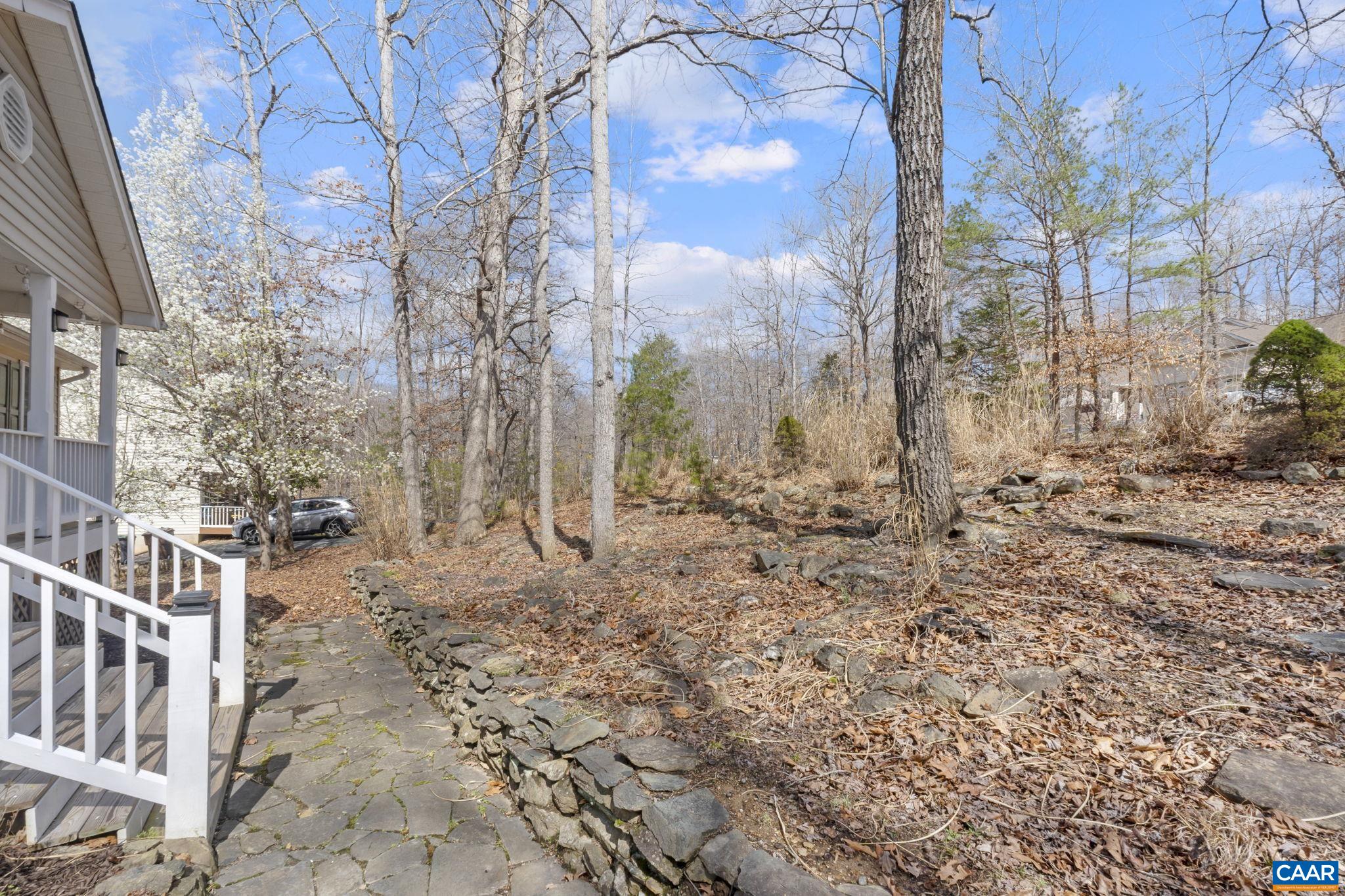 217 JEFFERSON DR, PALMYRA, Virginia 22963, 3 Bedrooms Bedrooms, ,2 BathroomsBathrooms,Residential,217 JEFFERSON DR,674685 MLS # 674685