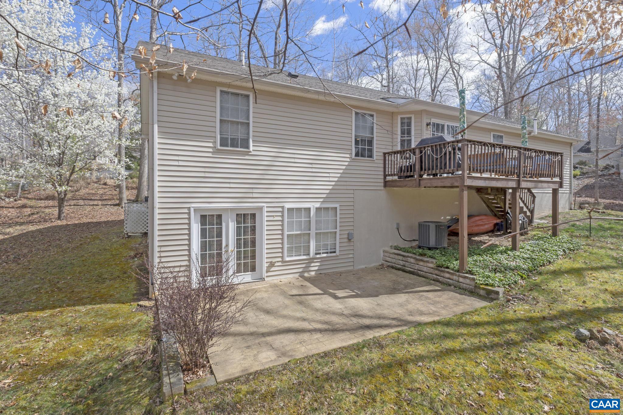 217 JEFFERSON DR, PALMYRA, Virginia 22963, 3 Bedrooms Bedrooms, ,2 BathroomsBathrooms,Residential,217 JEFFERSON DR,674685 MLS # 674685